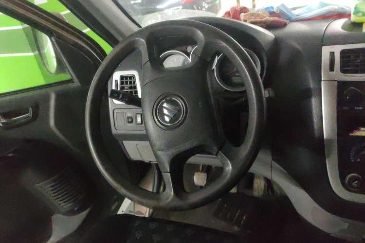 Used Foton MP-X E 2016 2.0L Express Version 4Gi-VVT Steering Wheel