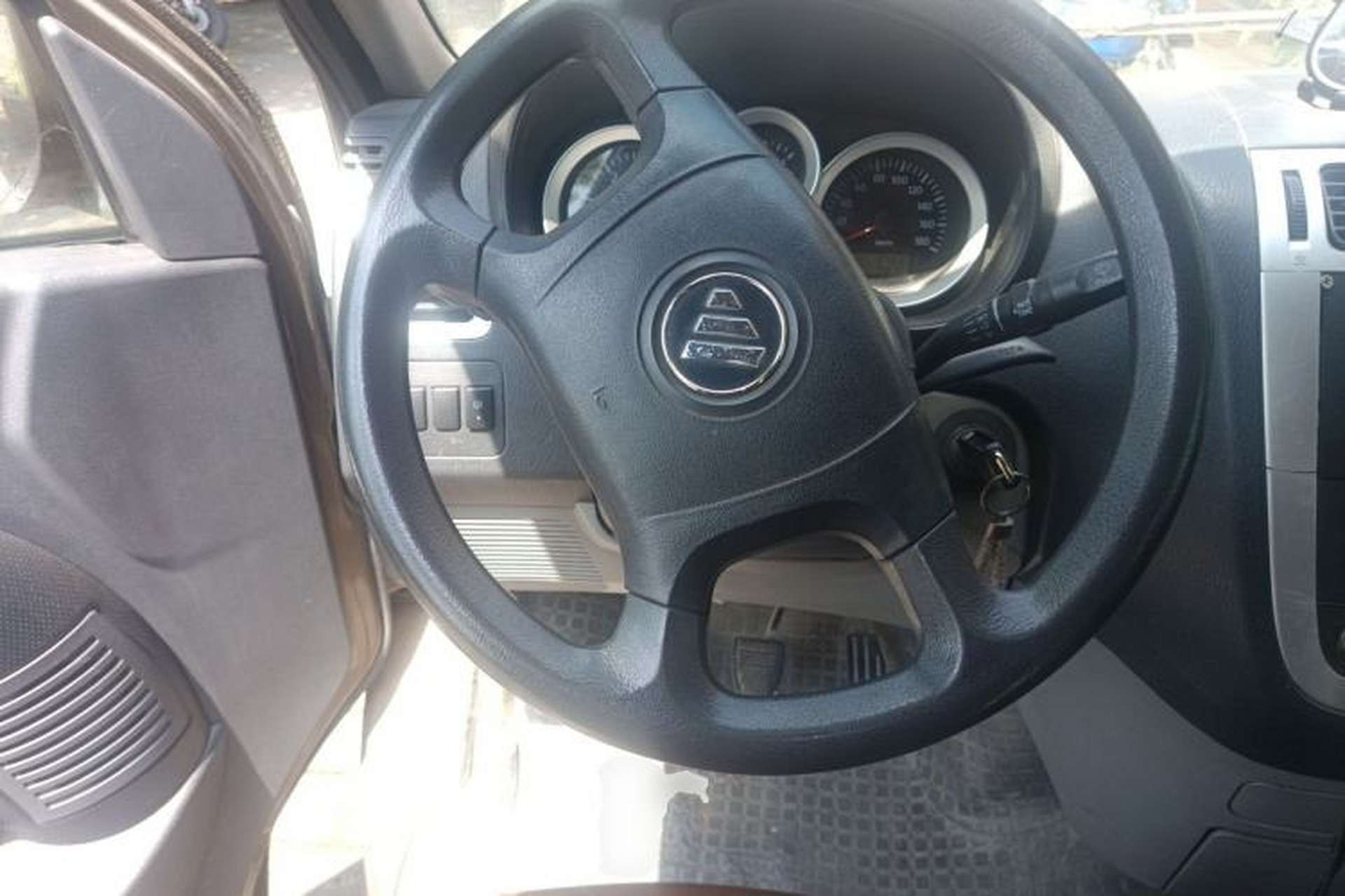 Used Foton MP-X E 2016 2.5T Express Version 4JB1T Steering Wheel