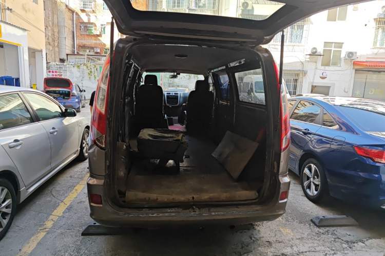 Used Foton MP-X E 2016 2.0L Express Version 4Gi-VVT Trunk