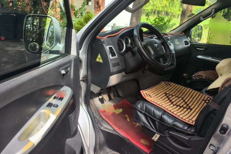 Used Foton MP-X E 2016 2.0L Express Edition 4G63 Driver Seat