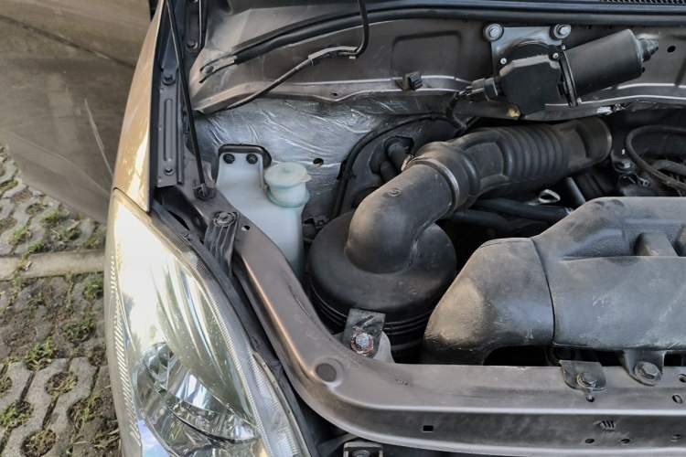 Used Foton MP-X E 2016 2.0L Express Edition 4G63 Engine Bay Right