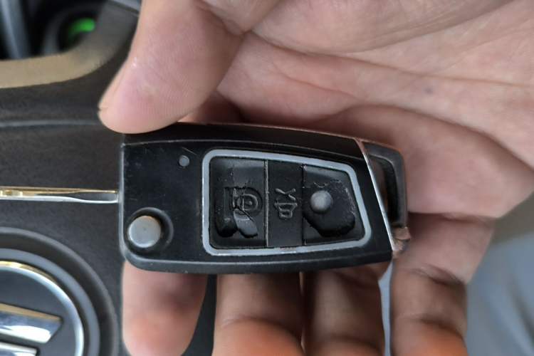 Used Foton MP-X E 2016 2.0L Express Edition 4G63 Vehicle Key