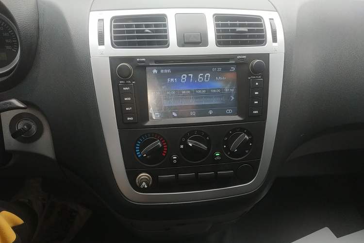 Used Foton MP-X E 2016 2.0L Express Version 4Gi-VVT Audio And AC Panel