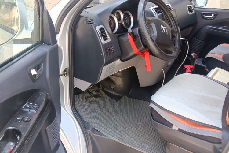 Used Foton MP-X E 2016 2.0L Express Edition 4G63 Driver Seat