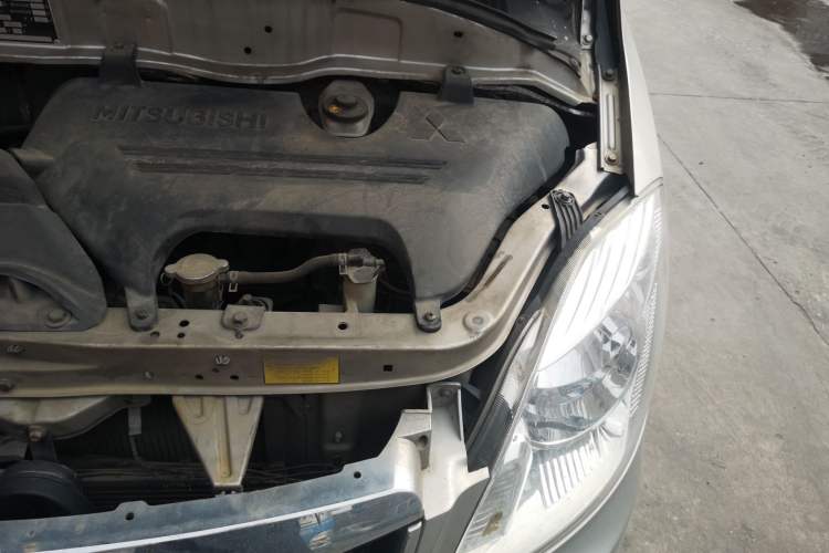Used Foton MP-X E 2016 2.0L Commercial Version 4G63 Engine Bay Left