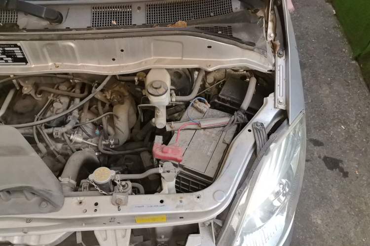 Used Foton MP-X E 2016 2.0L Express Edition 4G63 Engine Bay Left
