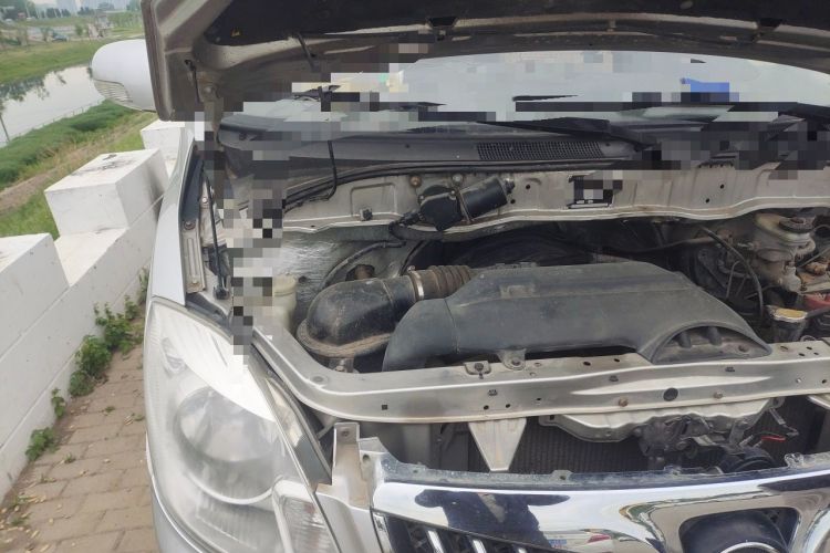 Used Foton MP-X E 2016 2.0L Express Version 4Gi-VVT Engine Bay Right
