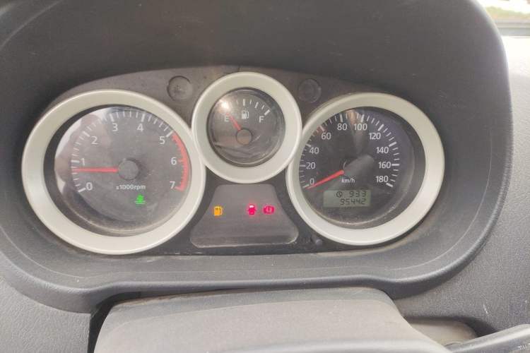 Used Foton MP-X E 2016 2.0L Express Version 4Gi-VVT Instrument Cluster