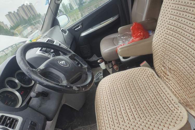 Used Foton MP-X E 2016 2.0L Express Version 4Gi-VVT Left Front Seat