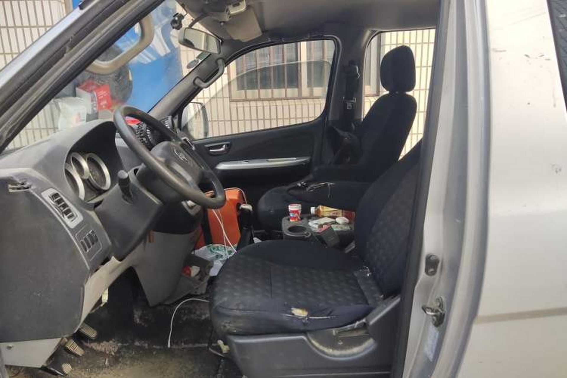 Used Foton MP-X E 2016 2.0L Express Edition 4G63 Left Front Seat
