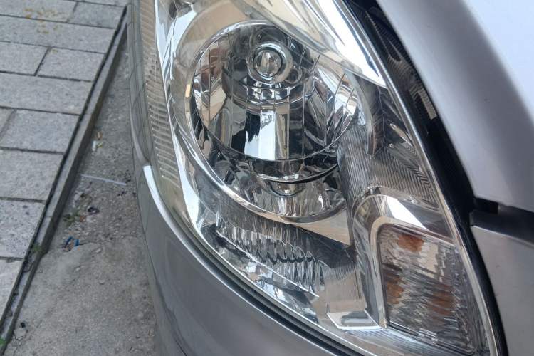 Used Foton MP-X E 2016 2.0L Express Edition 4G63 Right Front Headlight