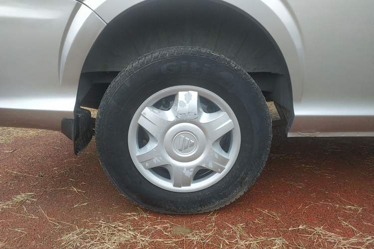 Used Foton MP-X E 2016 2.0L Express Version 4Gi-VVT Right Rear Wheel Hub