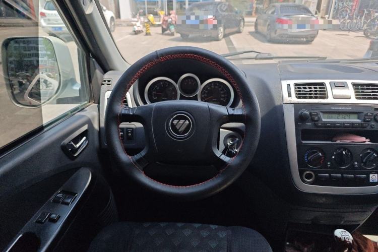 Used Foton MP-X E 2016 2.0L Express Version 4Gi-VVT Steering Wheel
