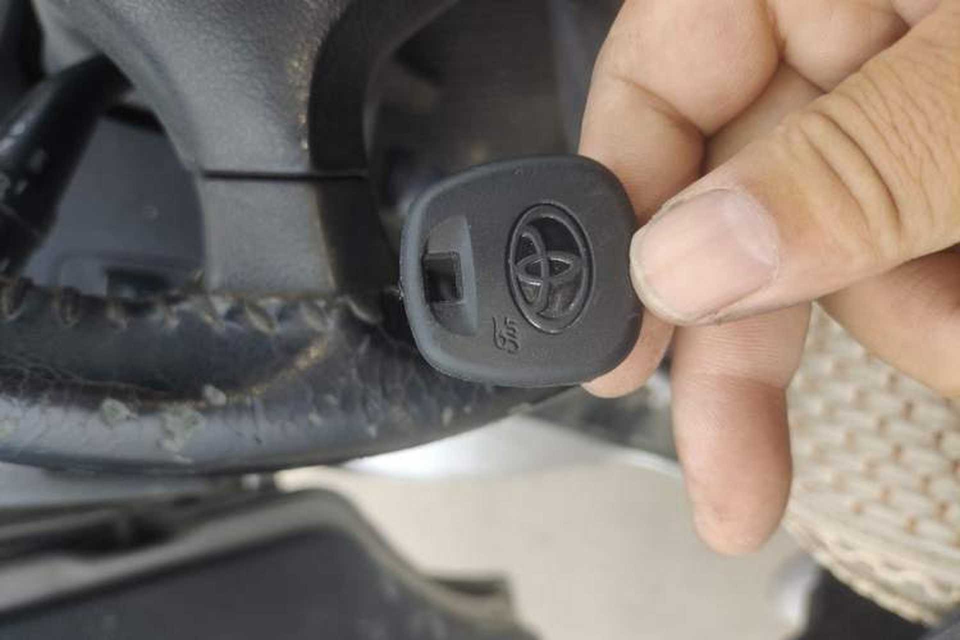 Used Foton MP-X E 2016 2.0L Express Version 4Gi-VVT Vehicle Key