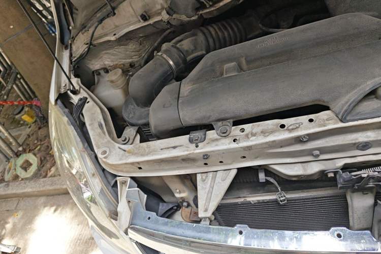 Used Foton MP-X E 2016 2.0L Express Edition 4G63 Engine Bay Right