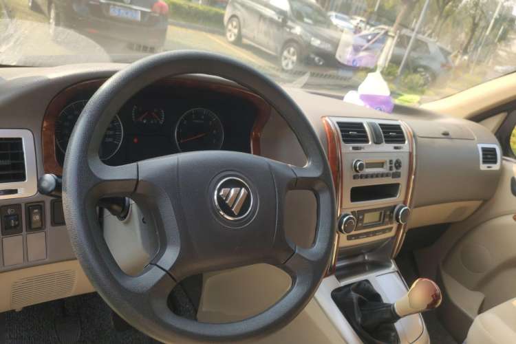 Used Foton MP-X E 2017 2.0L New Express Long Wheelbase 4Q20M Center Console