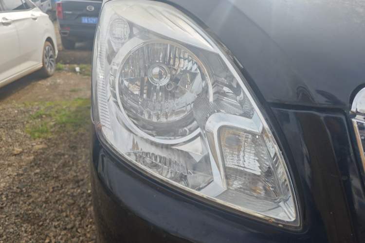 Used Foton MP-X E 2017 2.0L New Express Long Wheelbase 4G63 Right Front Headlight