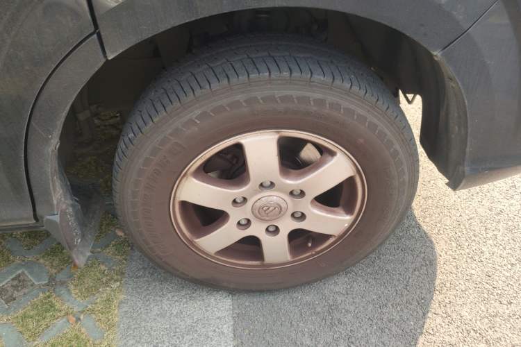 Used Foton MP-X E 2017 2.0L New Express Long Wheelbase 4Q20M Right Front Wheel Hub