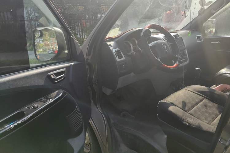 Used Foton MP-X E 2017 2.0L New Express Long Wheelbase 4Q20M Driver Seat