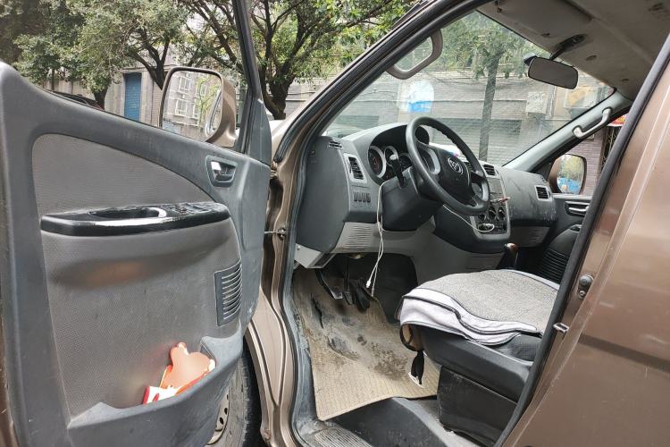 Used Foton MP-X E 2017 2.0L New Express Long Wheelbase 4Q20M Driver Seat