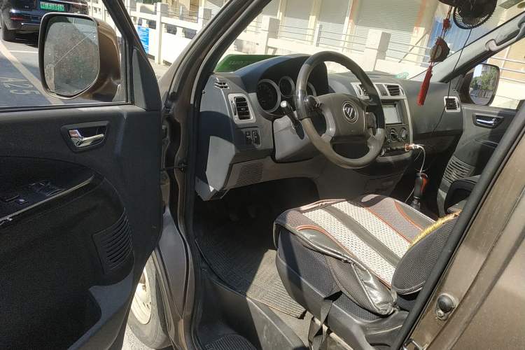 Used Foton MP-X E 2017 2.0L New Express Long Wheelbase 4Q20M Driver Seat