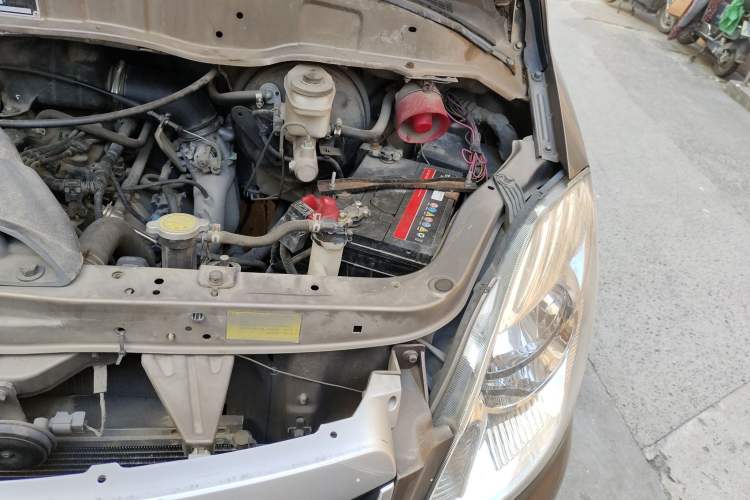 Used Foton MP-X E 2017 2.0L New Express Long Wheelbase 4G63 Engine Bay Left