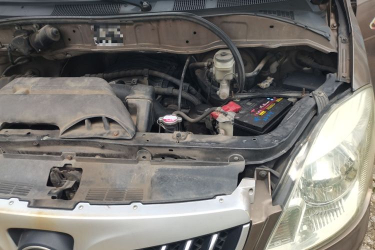 Used Foton MP-X E 2017 2.0L New Express Long Wheelbase 4Q20M Engine Bay Left