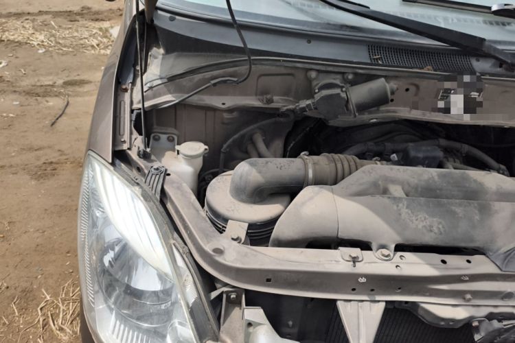 Used Foton MP-X E 2017 2.0L New Express Long Wheelbase 4Q20M Engine Bay Right