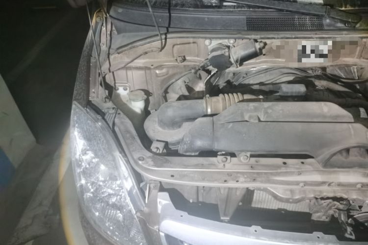 Used Foton MP-X E 2017 2.0L New Express Long Wheelbase 4Q20M Engine Bay Right