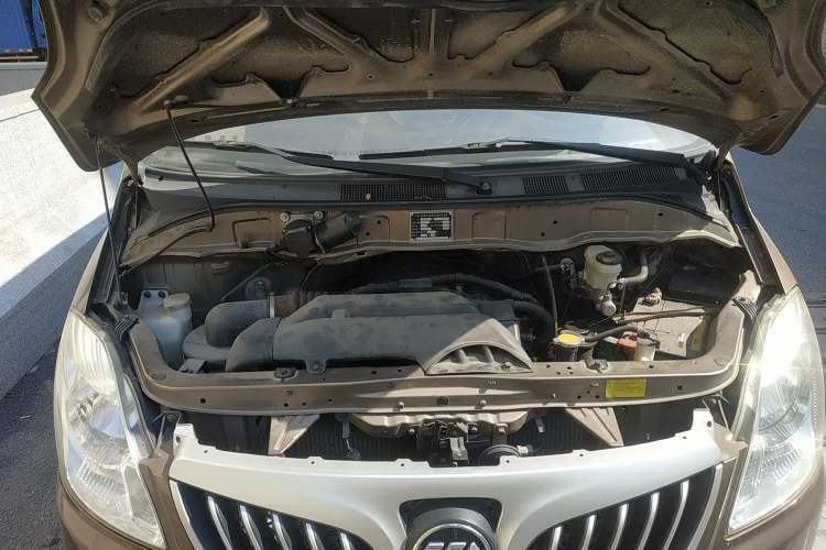Used Foton MP-X E 2017 2.0L New Express Long Wheelbase 4Q20M Engine Bay
