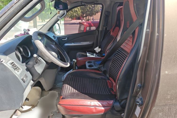 Used Foton MP-X E  Left Front Seat