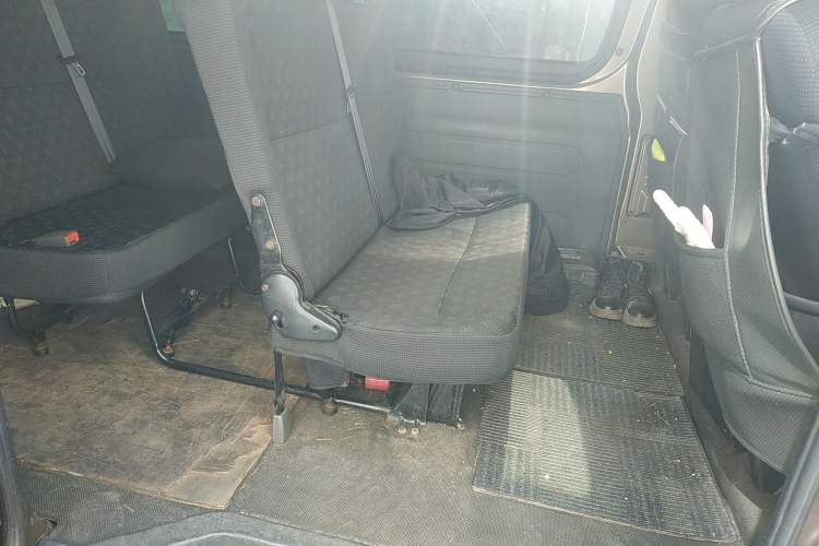 Used Foton MP-X E 2017 2.0L New Express Long Wheelbase 4Q20M Left Rear Seat