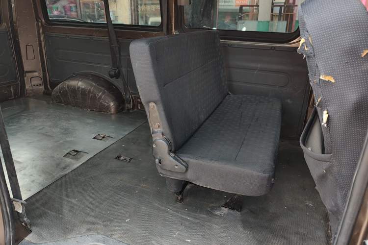 Used Foton MP-X E 2017 2.0L New Express Long Wheelbase 4Q20M Left Rear Seat