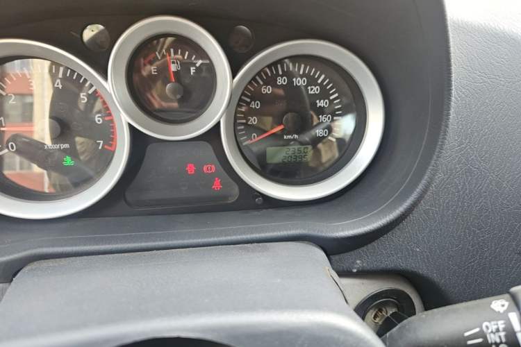 Used Foton MP-X E 2017 2.0L New Express Long Wheelbase 4G63 Odometer Close Up