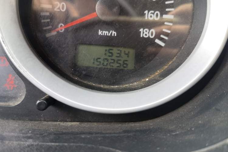 Used Foton MP-X E 2017 2.0L New Express Long Wheelbase 4Q20M Odometer Close Up