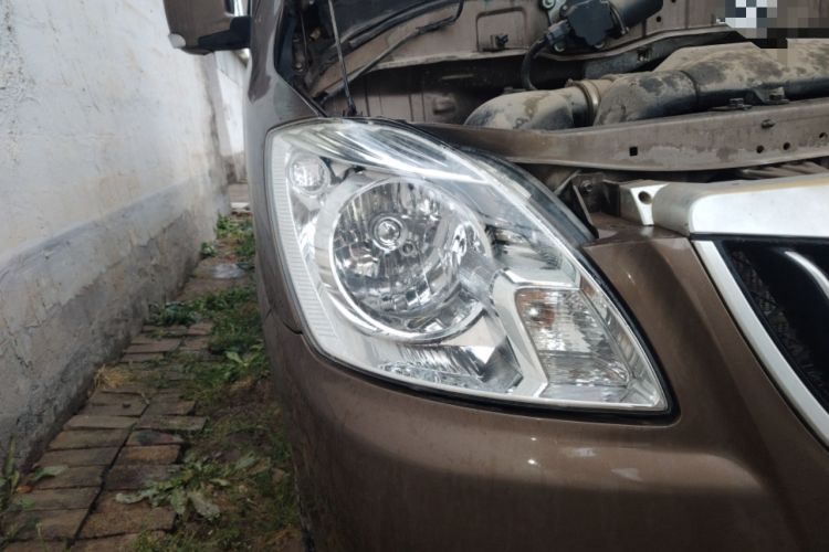 Used Foton MP-X E 2017 2.0L New Express Long Wheelbase 4Q20M Right Front Headlight