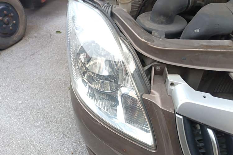 Used Foton MP-X E 2017 2.0L New Express Long Wheelbase 4G63 Right Front Headlight