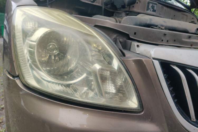 Used Foton MP-X E 2017 2.0L New Express Long Wheelbase 4Q20M Right Front Headlight