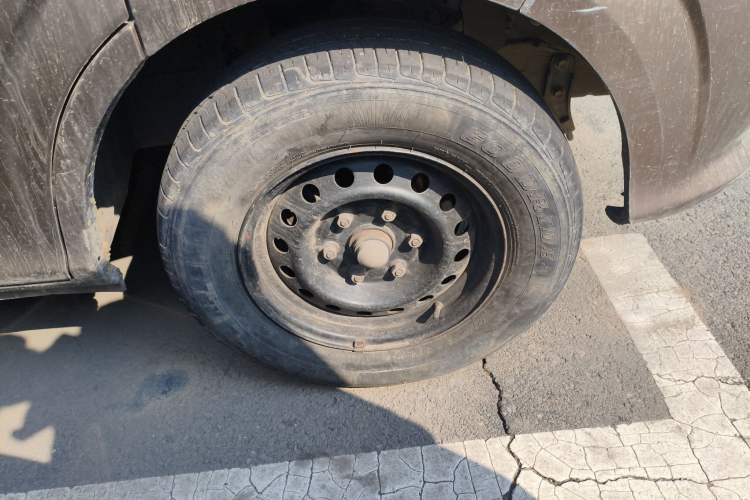 Used Foton MP-X E 2017 2.0L New Express Long Wheelbase 4Q20M Right Front Wheel Hub