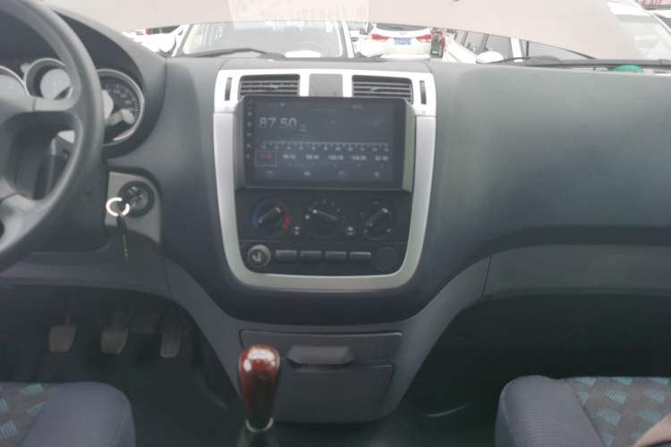 Used Foton MP-X E 2017 2.0L New Express Long Wheelbase 4Q20M Audio And AC Panel