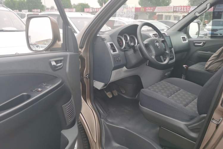 Used Foton MP-X E 2017 2.0L New Express Long Wheelbase 4Q20M Driver Seat