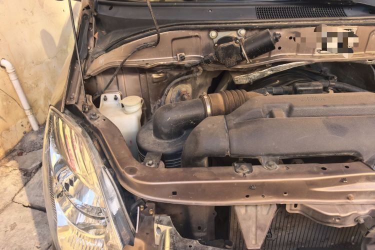 Used Foton MP-X E 2017 2.0L New Express Long Wheelbase 4Q20M Engine Bay Right