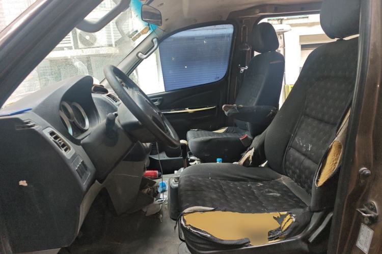 Used Foton MP-X E 2017 2.0L New Express Long Wheelbase 4Q20M Left Front Seat