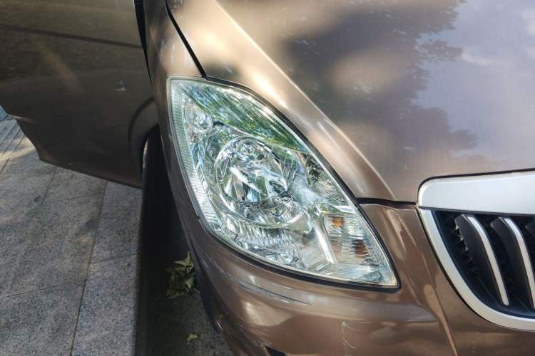 Used Foton MP-X E 2017 2.0L New Express Long Wheelbase 4Q20M Right Front Headlight