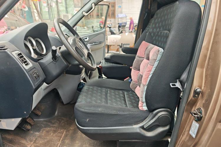 Used Foton MP-X E 2017 2.0L New Express Long Wheelbase 4Q20M Left Front Seat