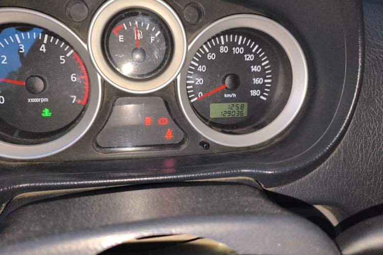 Used Foton MP-X E 2017 2.0L New Express Long Wheelbase 4Q20M Odometer Close Up