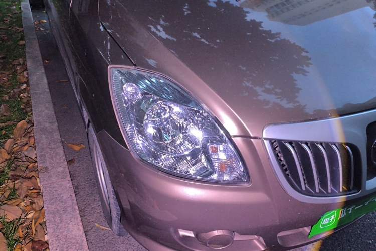 Used Foton MP-X E 2017 2.0L New Express Long Wheelbase 4Q20M Right Front Headlight