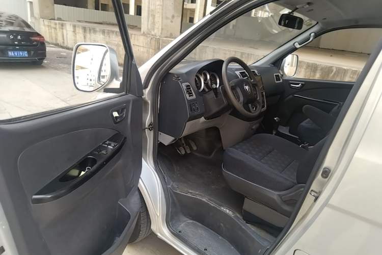 Used Foton MP-X E 2017 2.0L New Express Long Wheelbase 4Q20M Driver Seat
