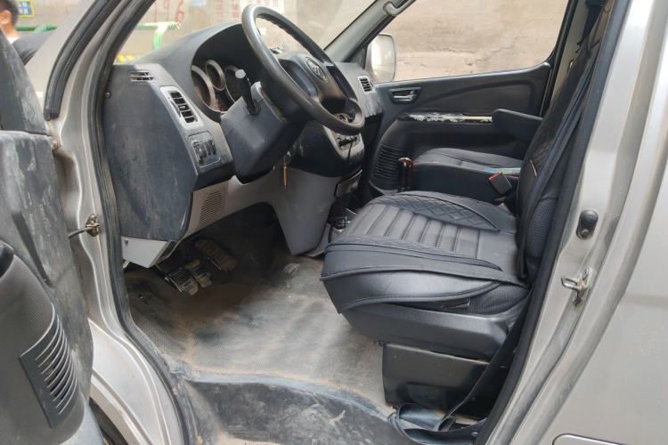 Used Foton MP-X E 2017 2.0L New Express Long Wheelbase 4Q20M Driver Seat