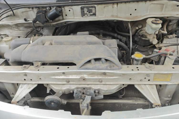 Used Foton MP-X E 2017 2.0L New Express Long Wheelbase 4Q20M Engine Bay